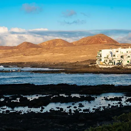 Διαμέρισμα Cozy Apartment,a 5 Min De Famara Y La Santa Soo